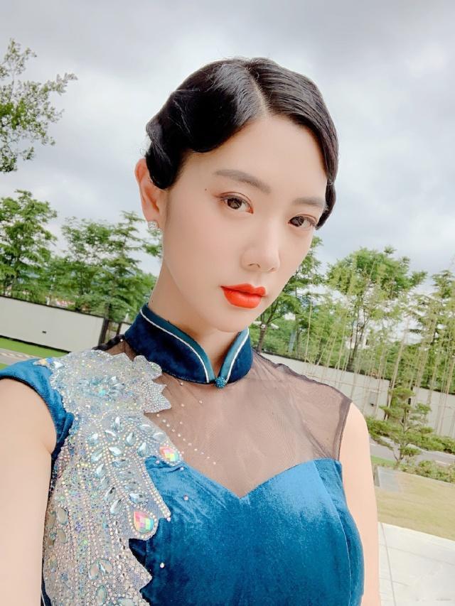 254网主播 雨伞杀手